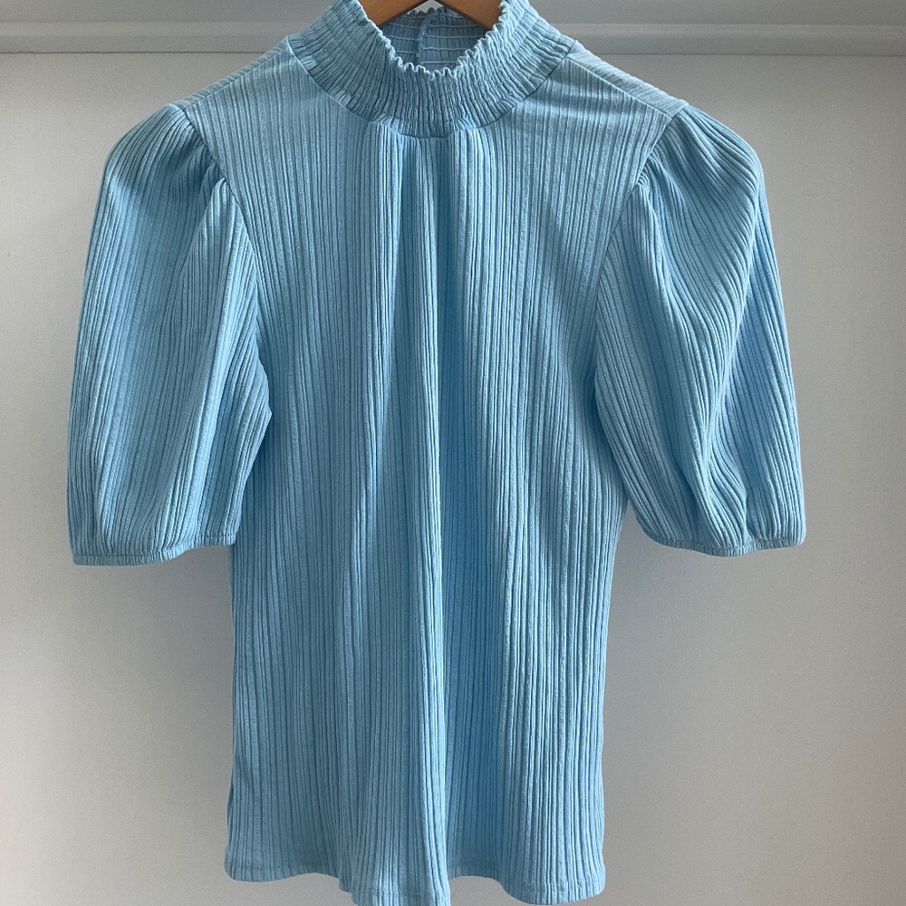 Blue short sleeved shirt